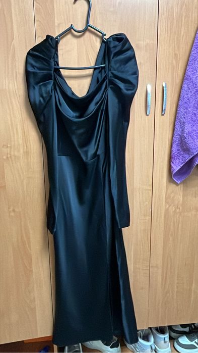 Вечерний көйлек сатылады