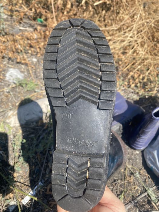 Резиновые сапоги