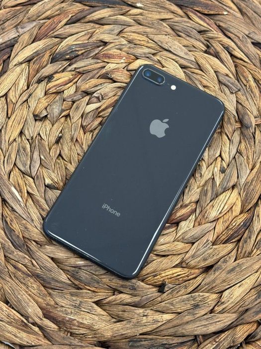 Продаётся Iphone 8 Plus 64gb Space Grey в идеальном состаяние