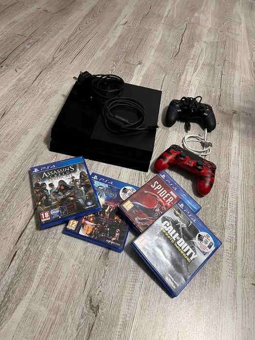 Playstation 4 cu jocuri pe el + jocuri deja instalate pe cont si manet