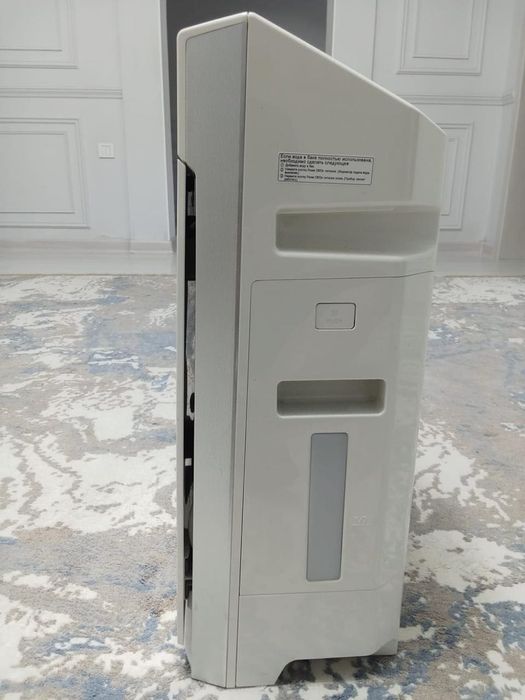 Продается Б/У очиститель воздуха «Panasonic».