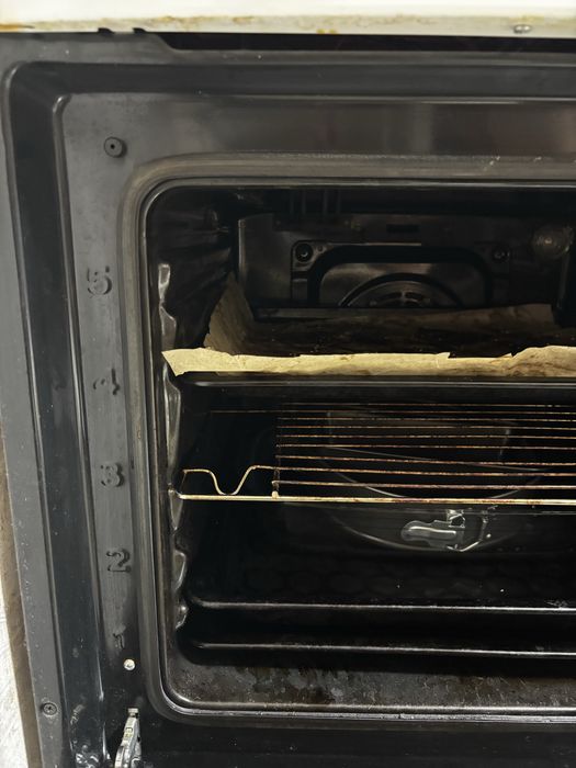 Индукционная электроплита hansa