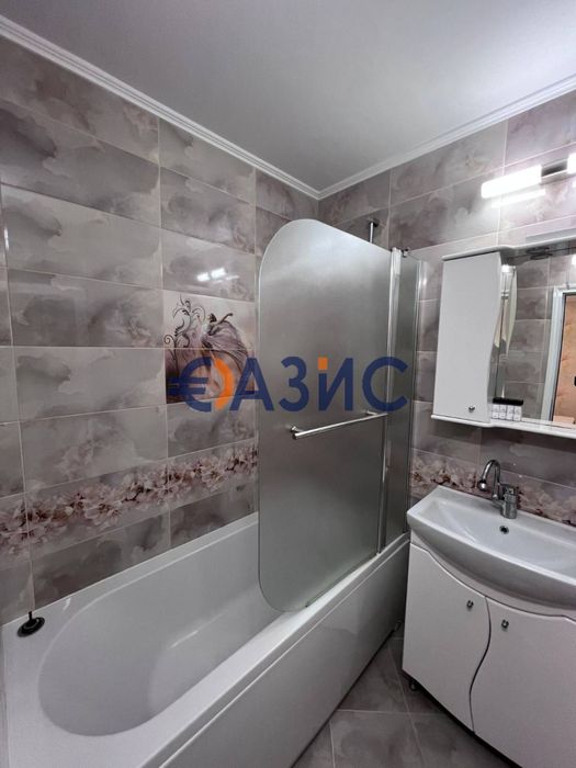 Продава се Тристаен апартамент в к.к. Слънчев бряг - 94 кв.м за 841 €/кв.м - Снимка #9