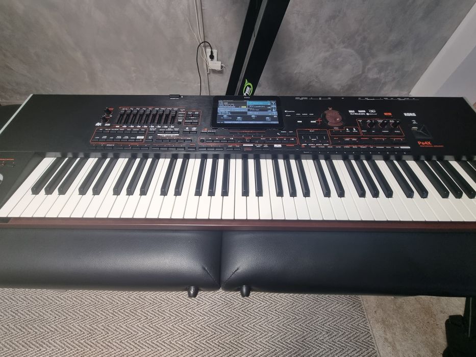 Orga KORG Pa4X  Folosit ca nou