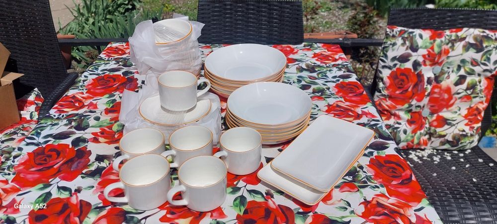 Продам набор посуды на 6 персон