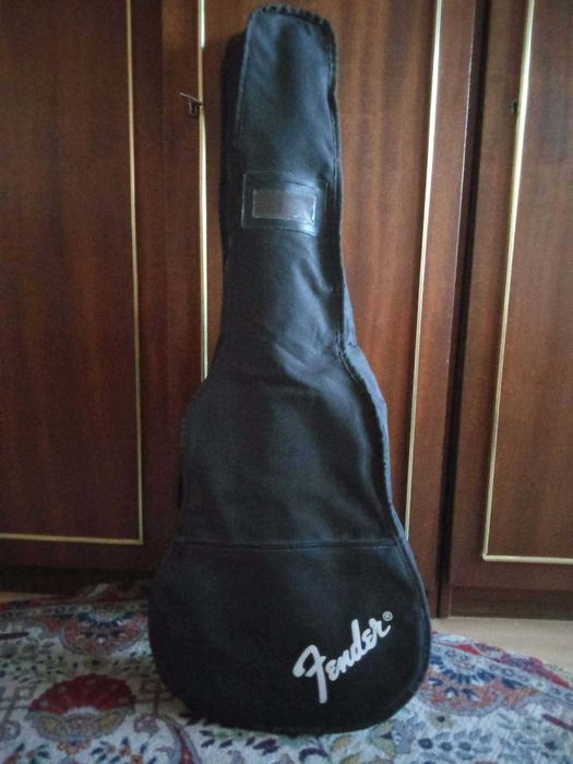 Акустична китара Фендер