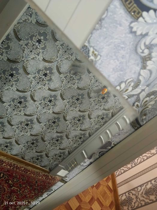 Зеркало продается