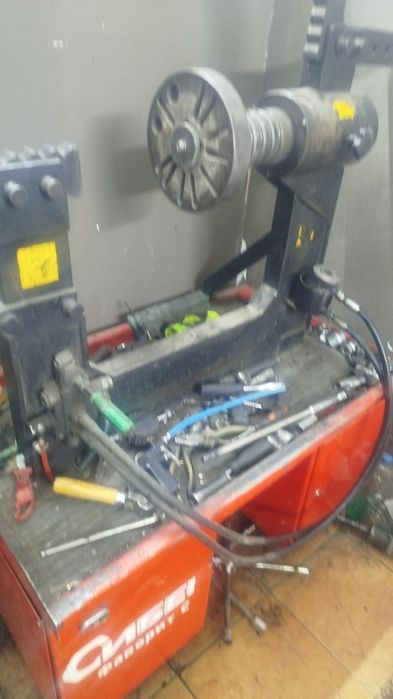 Продам оборудование для шиномонтажа