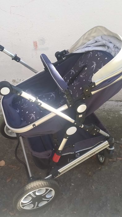 Комбинирана детска количка със стол за кола