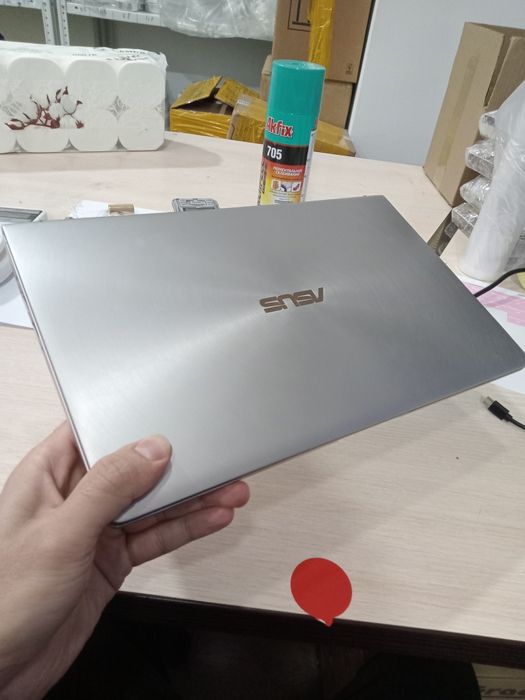 Продам Asus zenbook 14 (512/8gb)