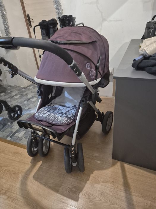 Коляска большая всесезонная