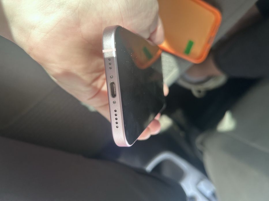 Продам айфон 15 акб 100
