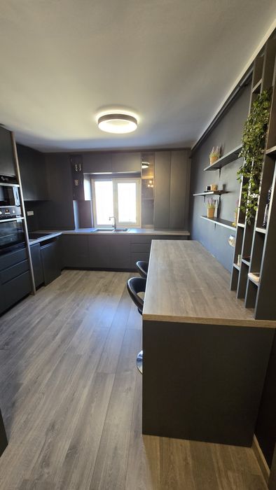 Apartament 2 camere centru , strada Decebal