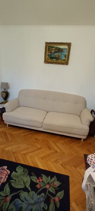 Vind canapea aproape nouă, de la ikea
