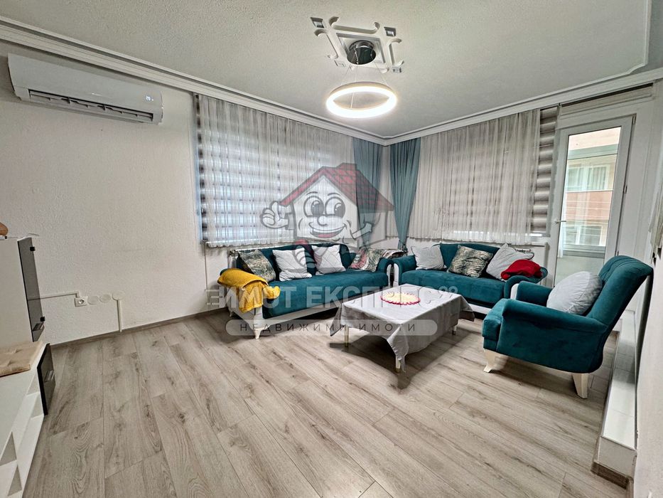 Дава се под наем Многостаен апартамент в Асеновград - 207 кв.м за 177000 € - Снимка #1