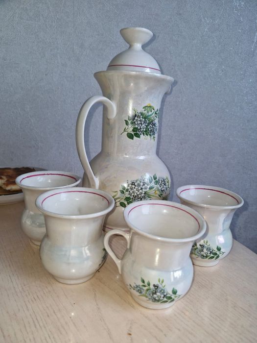 Графин с бокалами