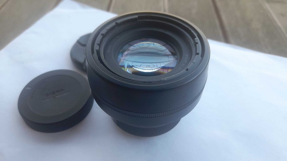 Sigma 56mm f/1.4 DC DN для Sony E.
