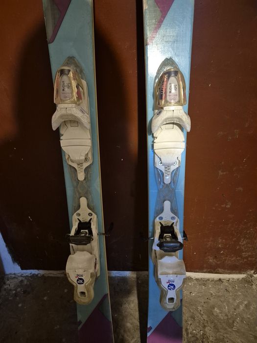 Skiuri Rossignol
