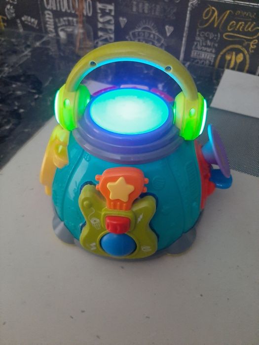 Музыкальный бизиборд развивашка