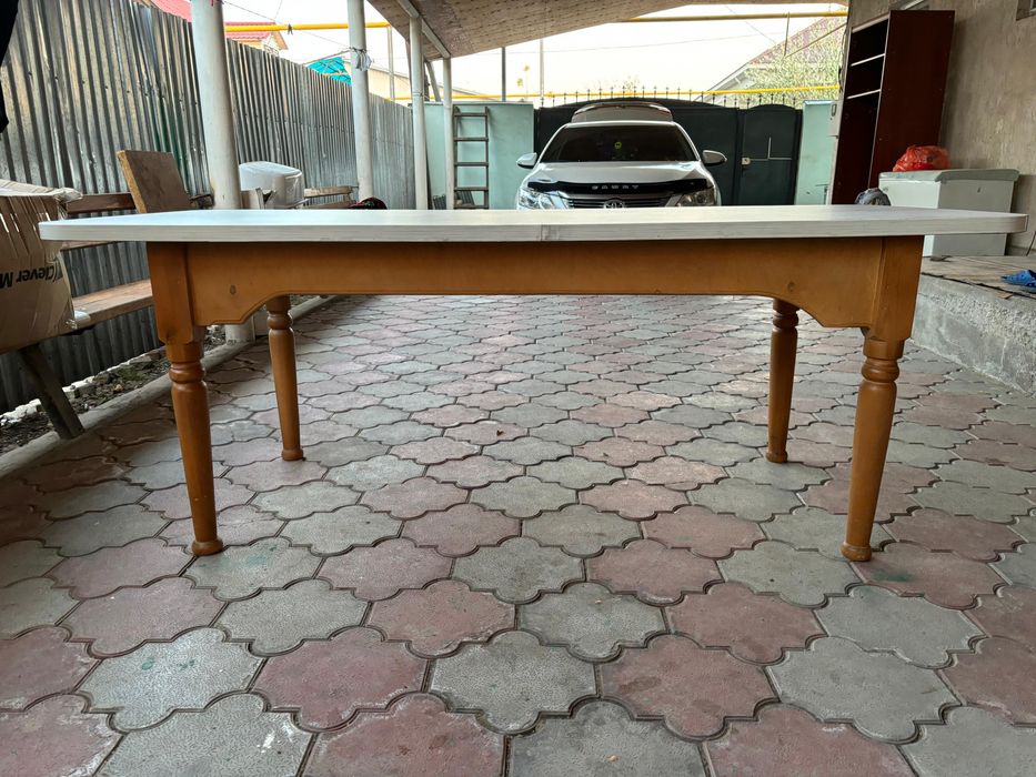 Продам стол