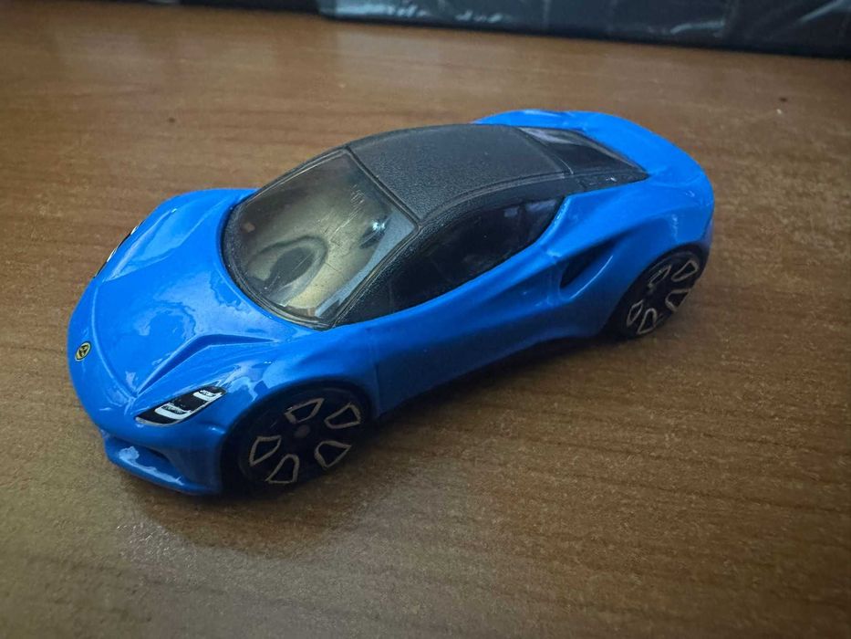 Vand Hot Wheels (LOOSE si AMBALATE)