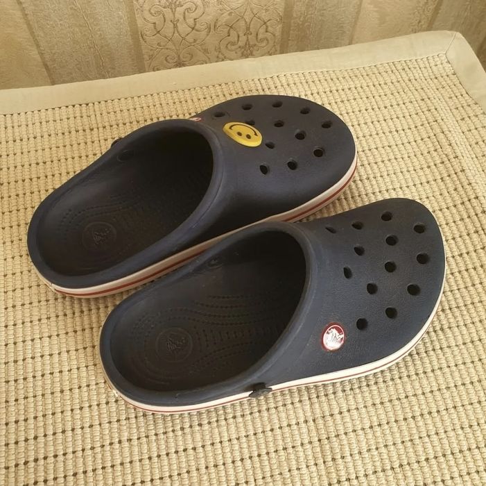 Crocs (оригинал) размер J3, 34-35