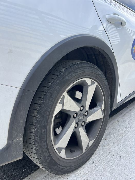 FORD Focus 2020 — imagine 3