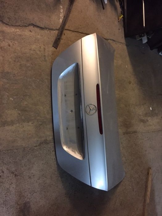 Capota portbagaj mercedes e class w211 an 2002-2009