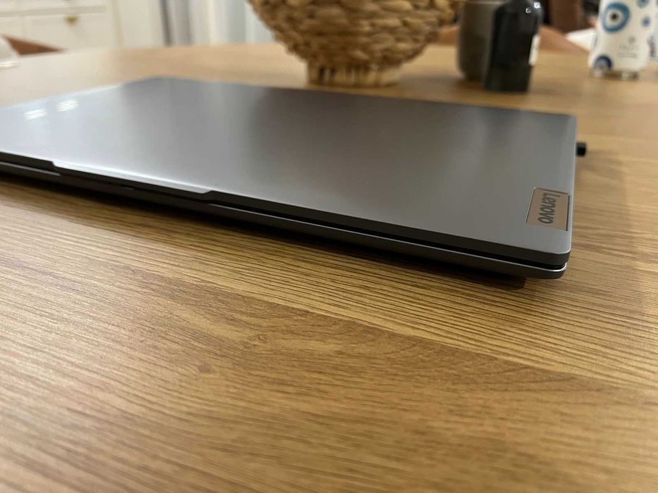 Lenovo IDeaPad 3 Slim 2год. Гаранция
