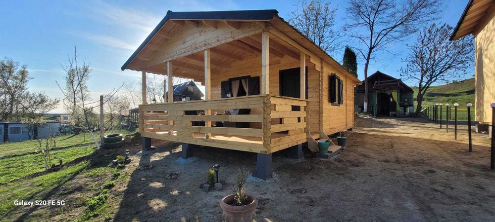 Casuta,Cabana lemn 5x8 cu baie