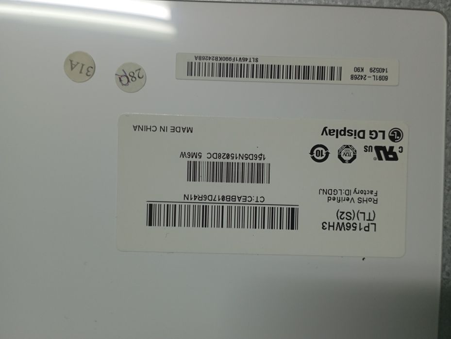 продам матрицу 15.6 слим 40 пин с ушками