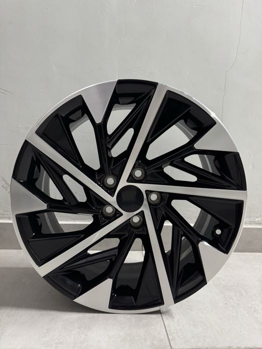 Продам диски R18 размер