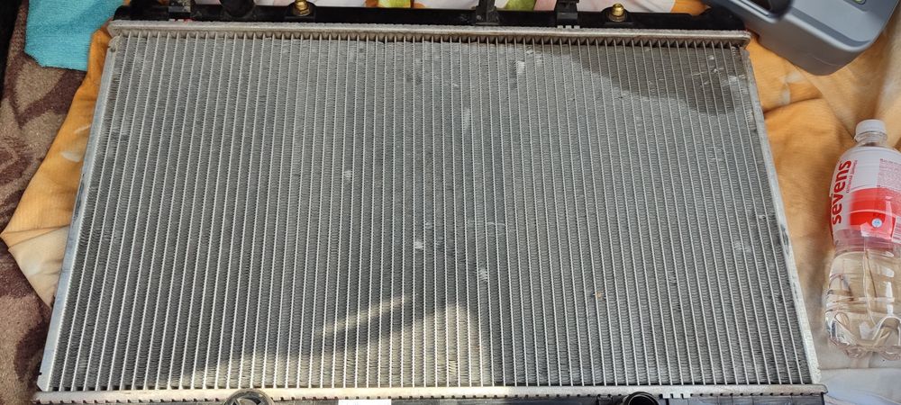 Продам радиатор Камри 30