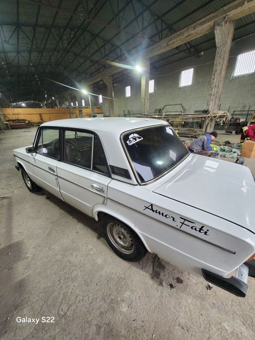 Vaz 2106 sotiladi