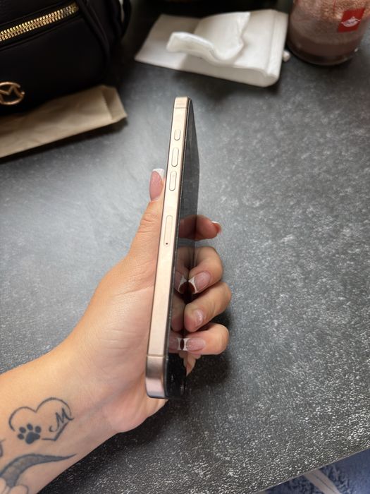 iPhone 16 pro max 512gb
