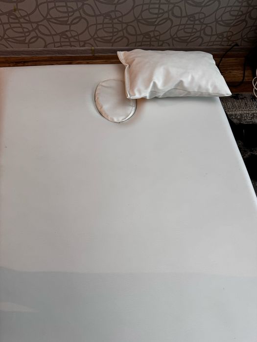 Продам кушетку для массажа