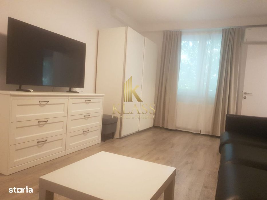 Apartament 3 camere - Strada Lev Tolstoi