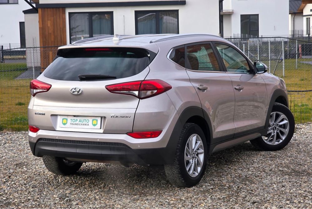 Hyundai Tucson //Rate//