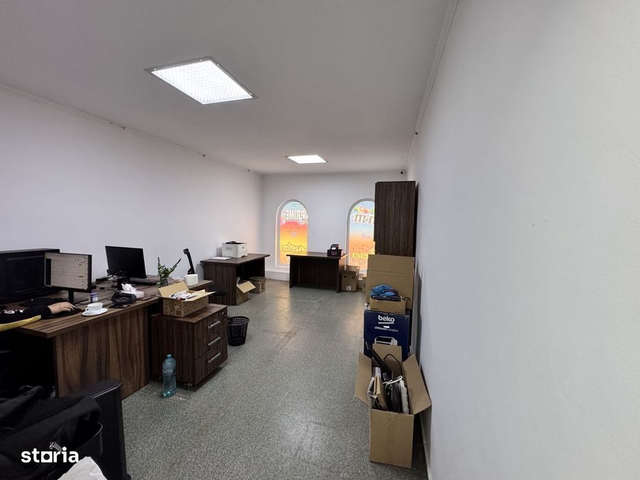 Spatiu comercial Bd. Pipera, Parter, 250 mp parter + etaj, la strada