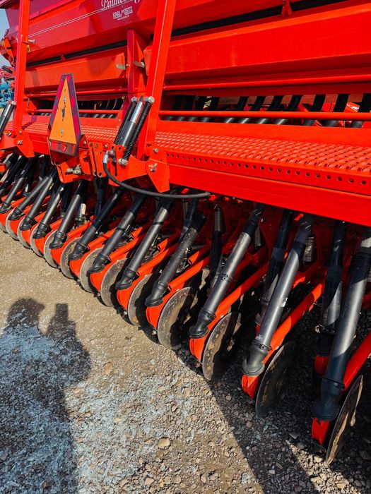 Semanatoare grau orz rapita soia Kuhn Combiliner pe Discuri + Freza an 2021 Monosem Gaspardo Amazone Vaderstad John Deere case claas new Holland Fiat