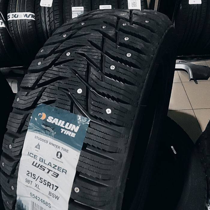 215/55 R17 Шины Новые Шипованные