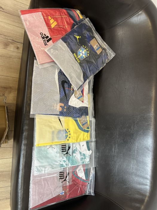 Tricouri de fotbal- Soccer Jerseys