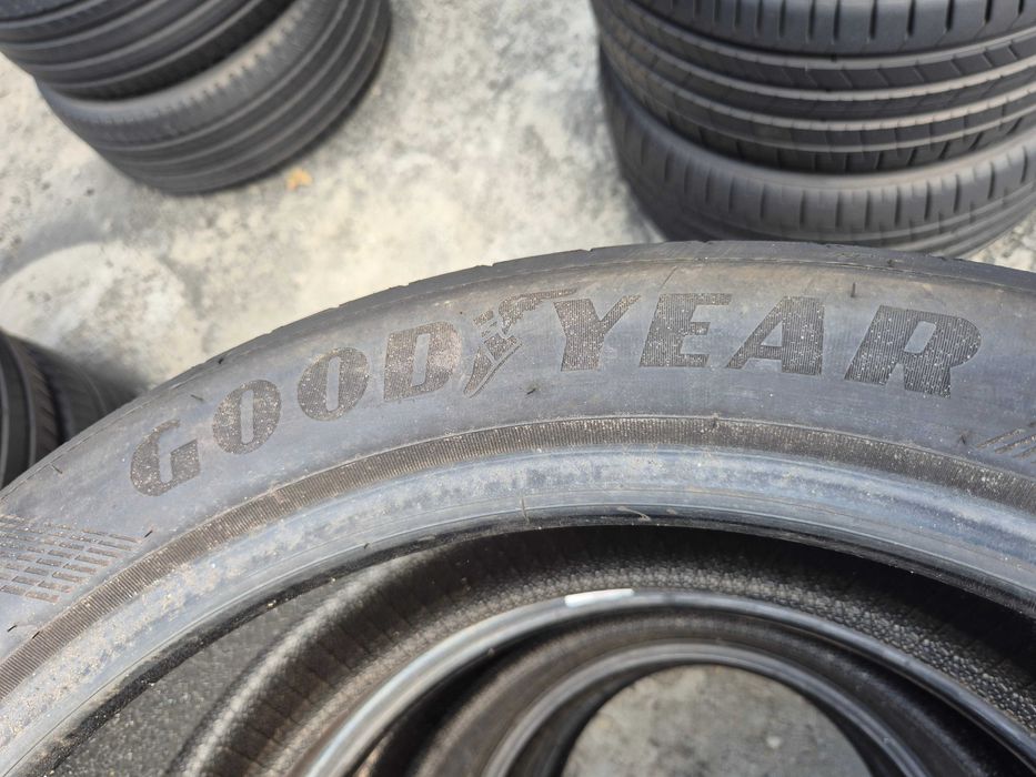 2 Anvelope de VARA - 255/40/20 - GoodYear - Stare F BUNA DOT 2023 !
