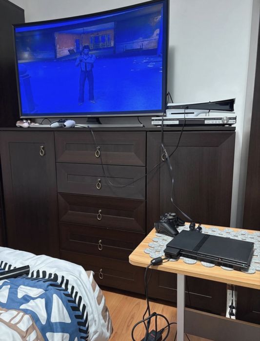 Playstation 2 Slim + 3 Controllers + AV>VGA Adaptor + 64mb Memory Card