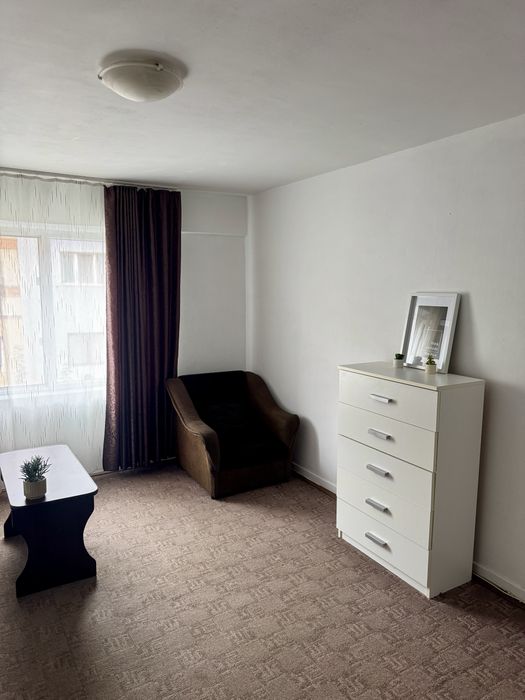 Vand Garsoniera Targu Jiu