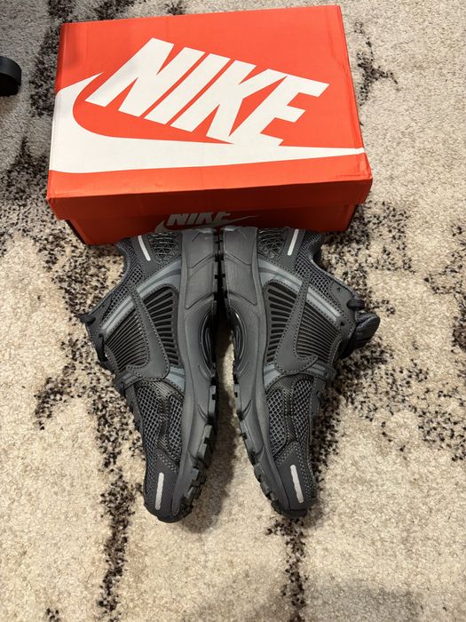 Nike Vomero 5 - marime 43