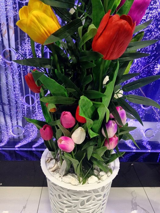 Sun'iy gullar va daraxtlar olami