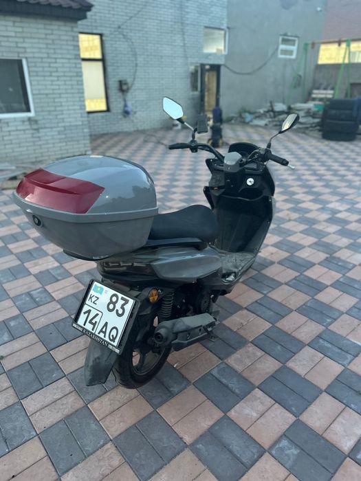 Продам Maxi скутер