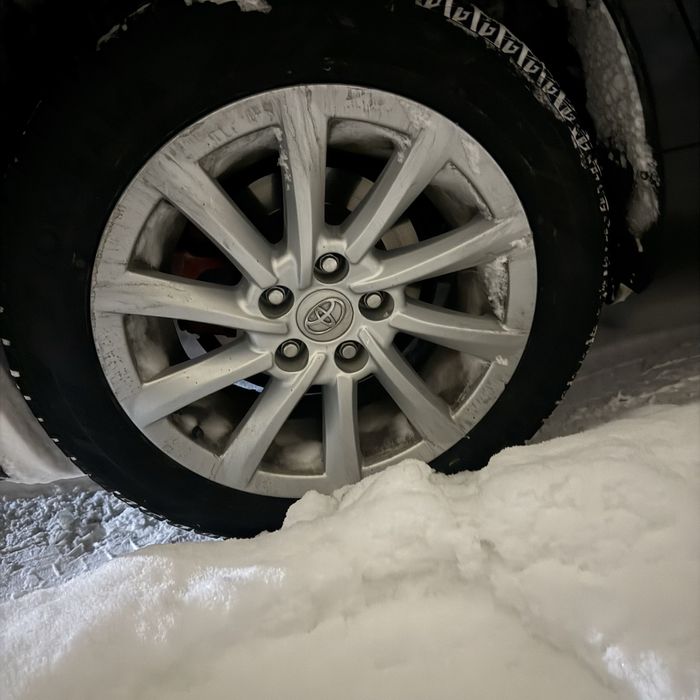 Продам диск р17 камри