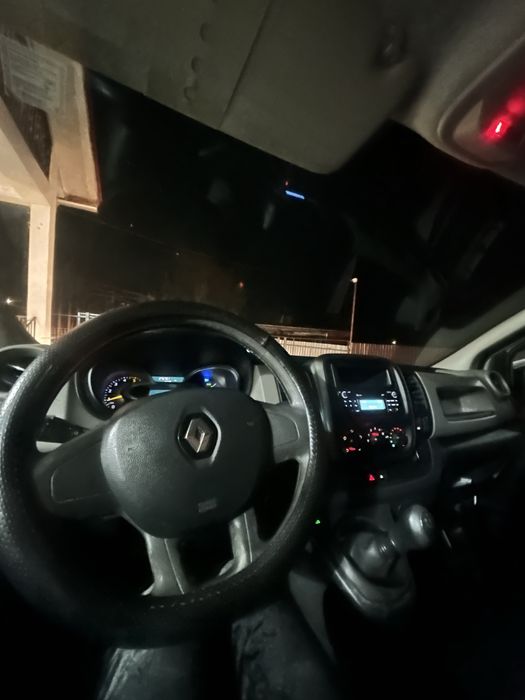 Vand  autoutilitara renault trafic